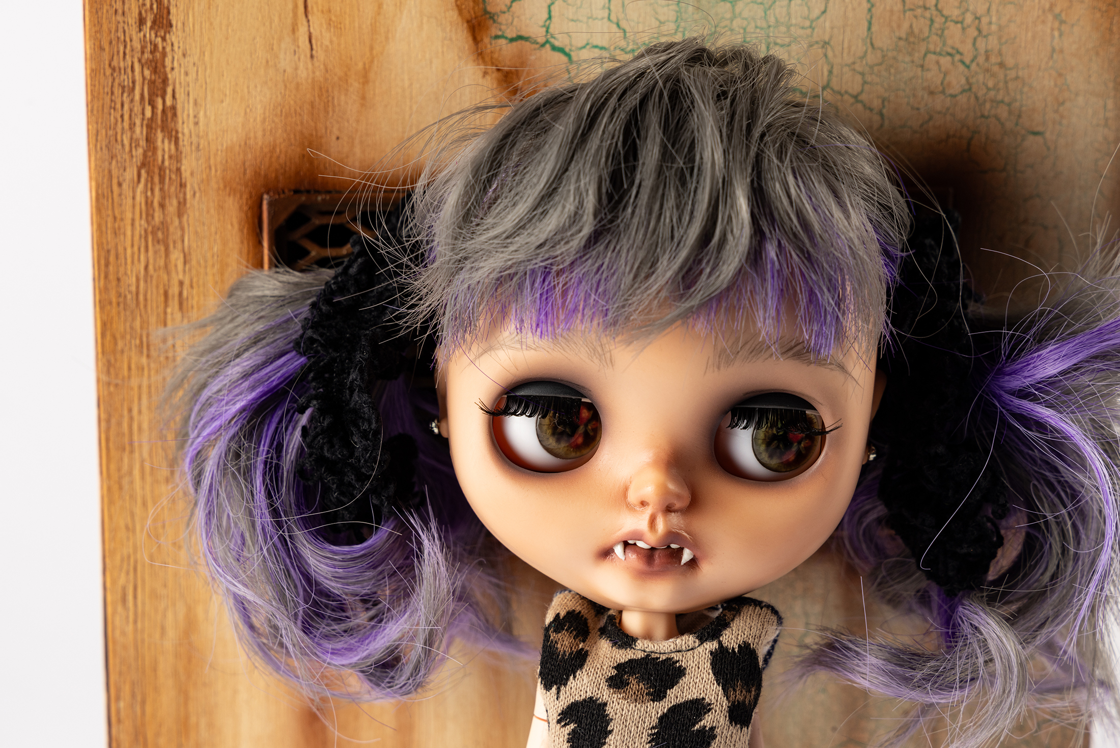 こぢぃ。作品細部 8  | UNDER JOB PARTY | ART AUCTION | Present by NOSETARADAMAS