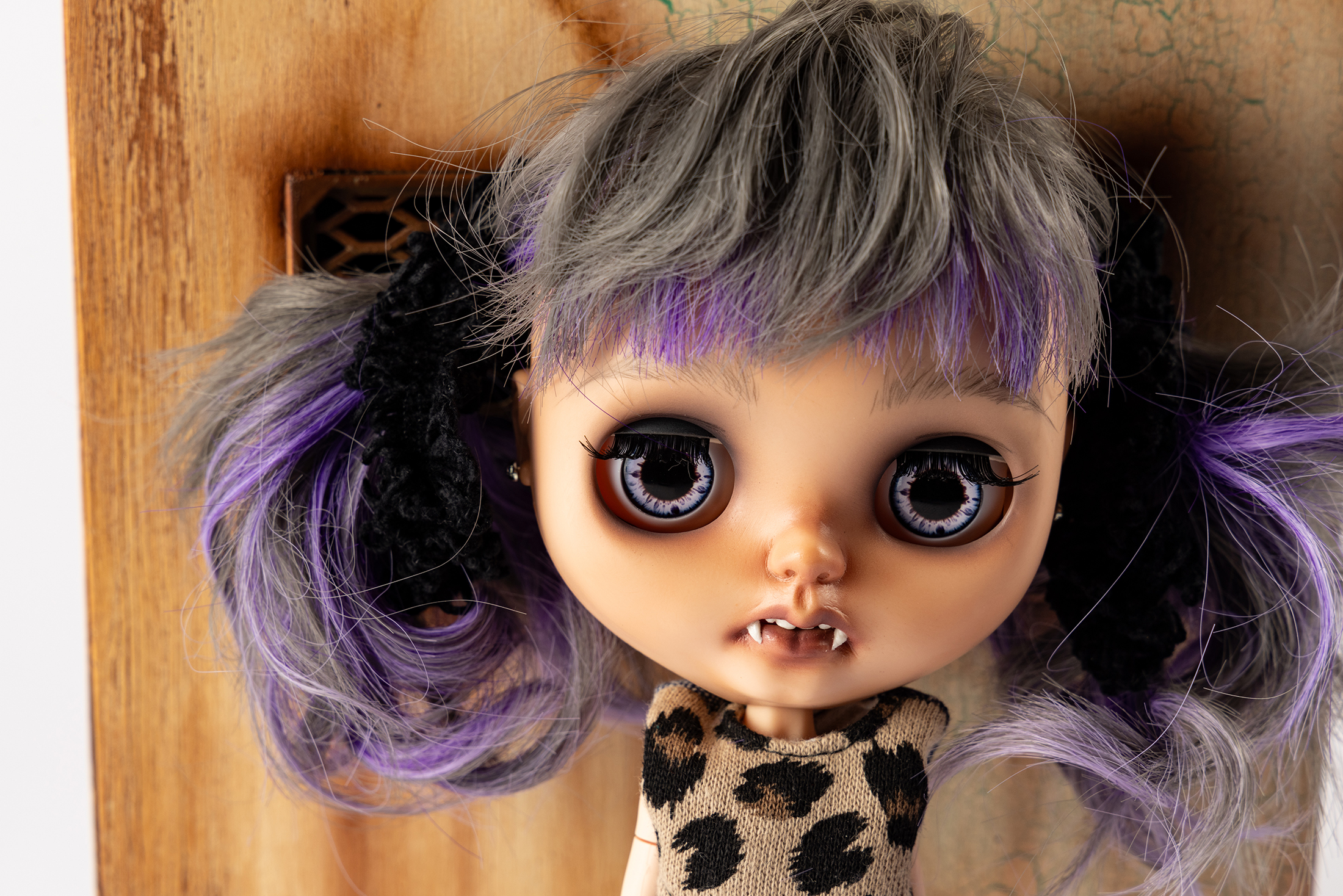 こぢぃ。作品細部 9  | UNDER JOB PARTY | ART AUCTION | Present by NOSETARADAMAS