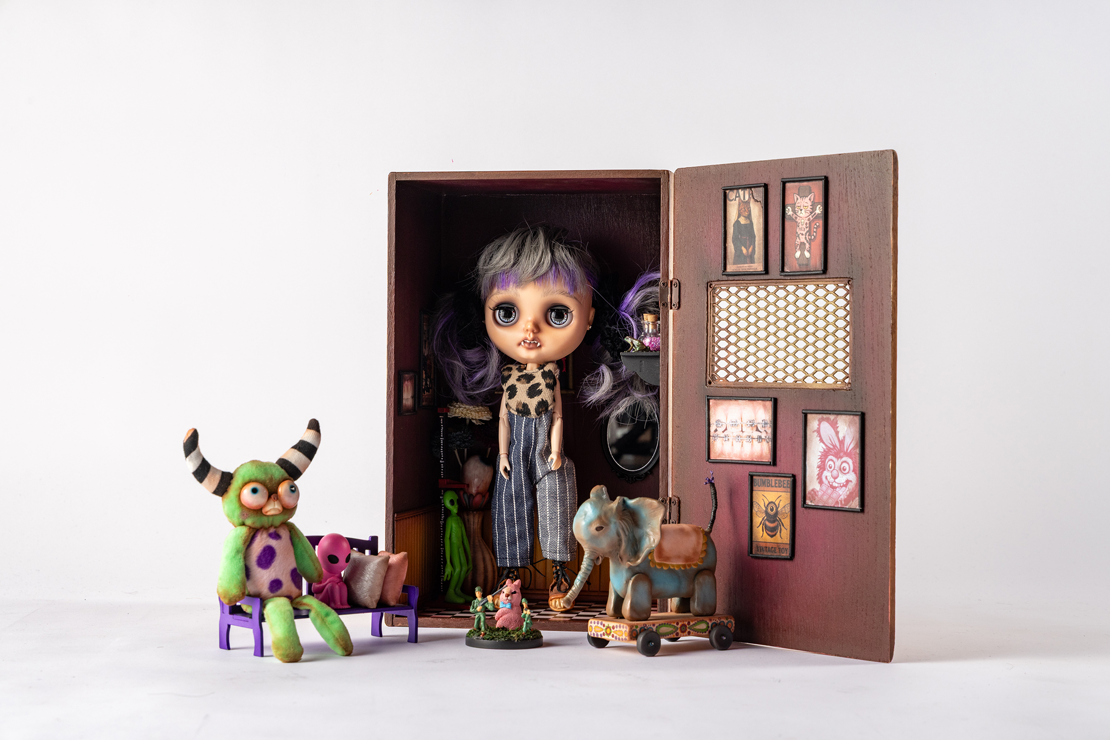 こぢぃ。作品細部 3  | UNDER JOB PARTY | ART AUCTION | Present by NOSETARADAMAS